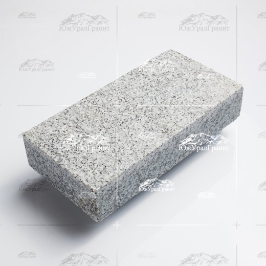 Брусчатка термообработанная 200х100х50 гранит Сибирское